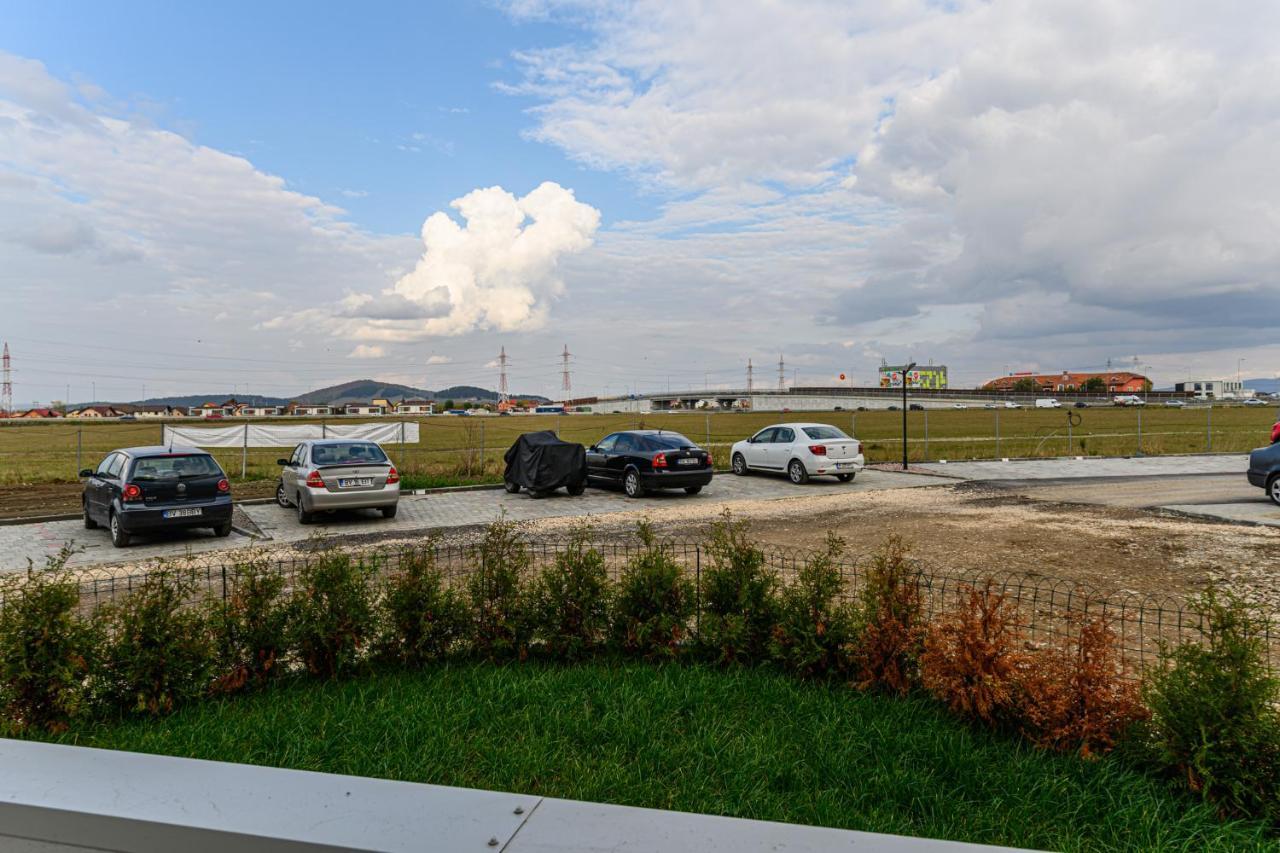 Zen Apartments Braşov Buitenkant foto