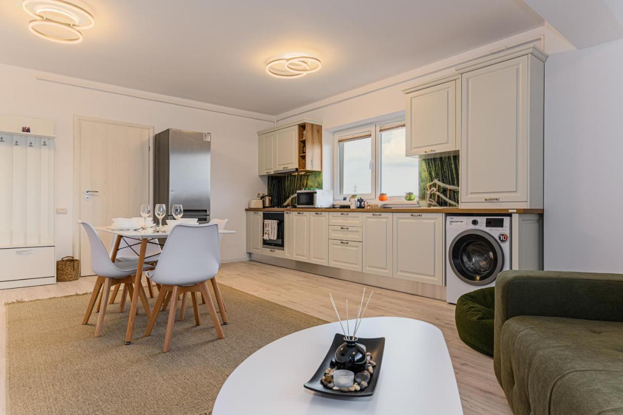 Zen Apartments Braşov Buitenkant foto